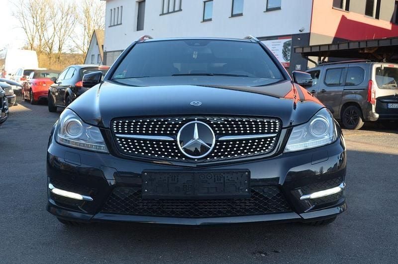 Gebraucht Mercedes C350 AMG 265 PS (194 kW) 2012 Schwarz Kombi