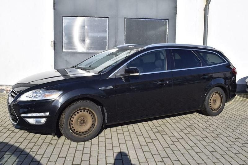 Gebraucht Ford Mondeo 116 PS (85 kW) 2013 Schwarz Limousine