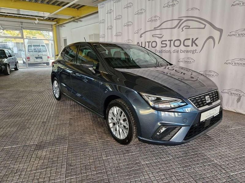 Magnetic grau met. Gebraucht 2025 Seat Ibiza XCELLENCE Kleinwagen | 21.650 € (Fairer Preis) - Bild 1/4