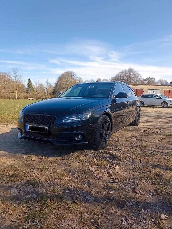 Gebraucht Audi A4 120 PS (88 kW) 2011 Schwarz Kombi