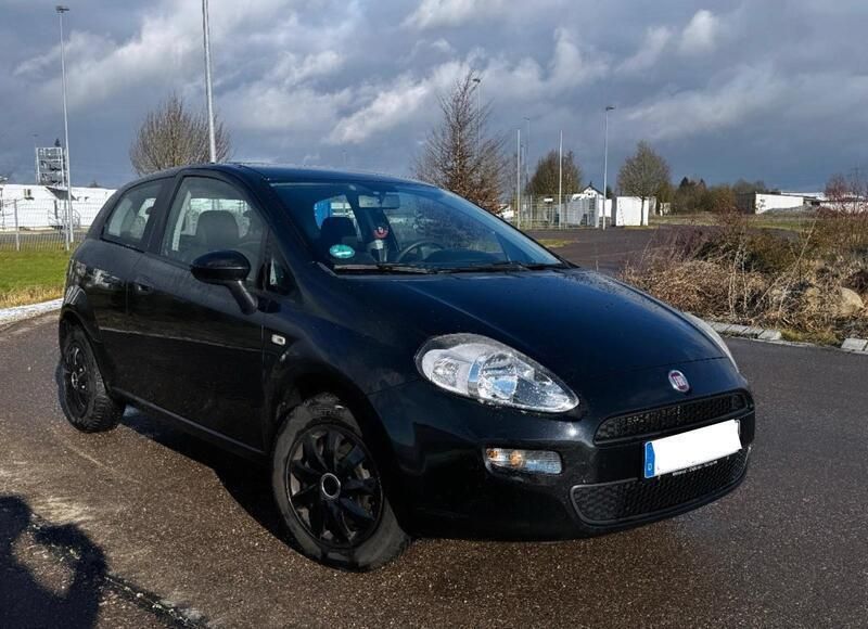 Schwarz Gebraucht 2015 Fiat Grande Punto Kleinwagen | 8.999 € - Bild 1/4
