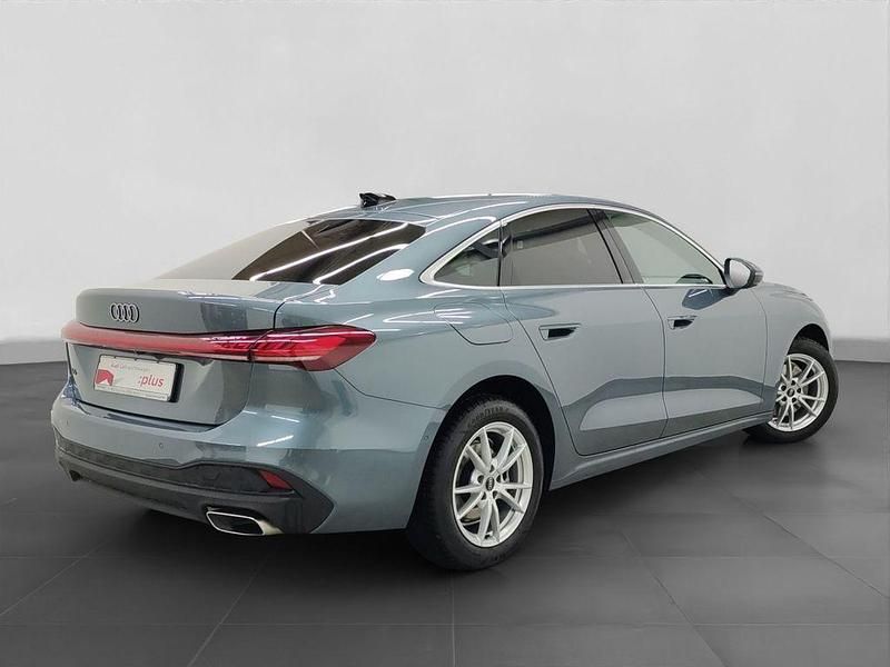 Gebraucht Audi A5 S-Line 204 PS (150 kW) 2025 Blau Limousine