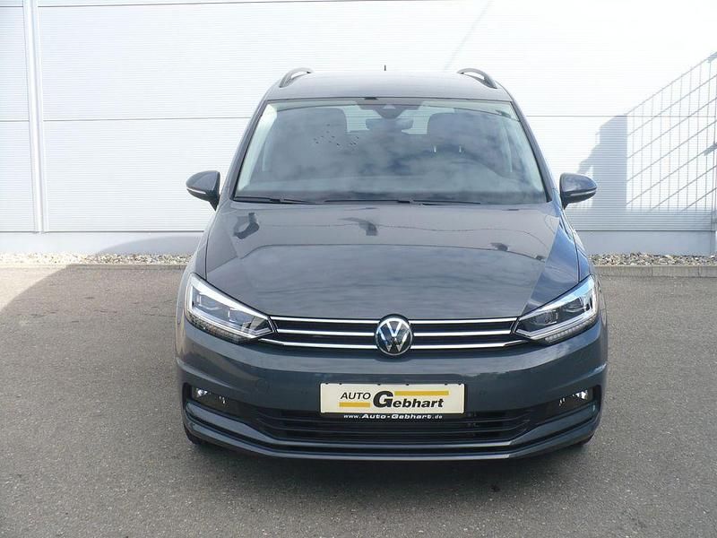 Neu VW Touran 150 PS (110 kW) 2026 Grau Van / Kleinbus