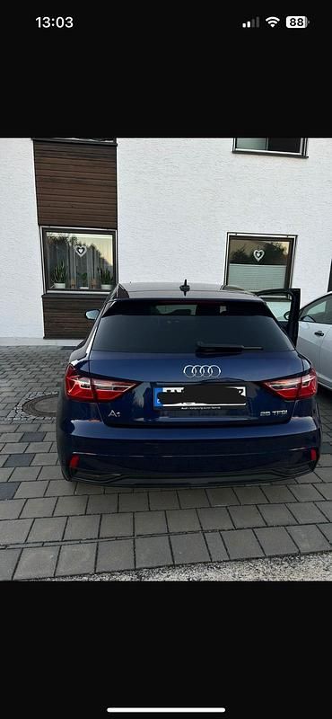 Gebraucht Audi A1 Sportback Advanced Plus 95 PS (69 kW) 2022 Blau Kleinwagen