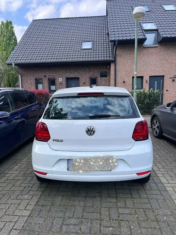 Second-hand VW Polo 60 CP (44 kW) 2014 Alb Berlinǎ