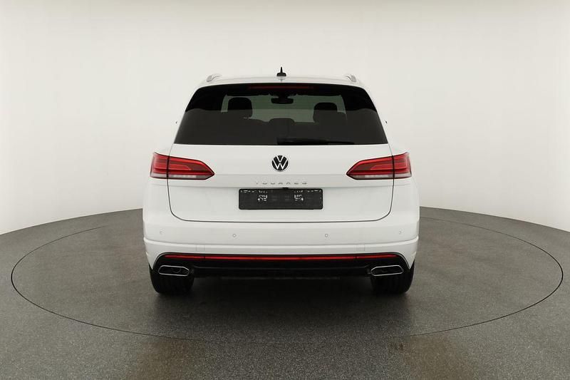 Pure white Gebraucht 2021 VW Touareg R-line SUV | 43.475 € (Fairer Preis) - Bild 1/4