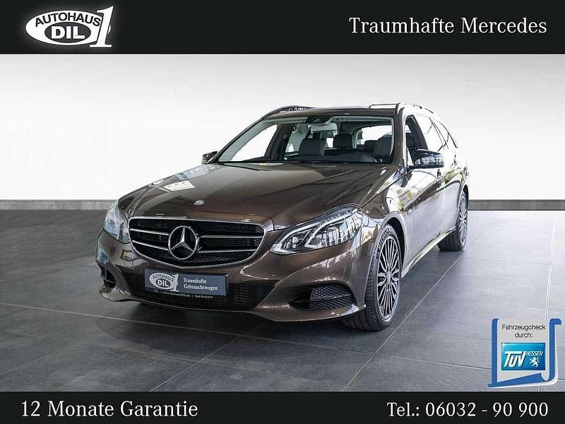 Dolomitbraun metalliclack Gebraucht 2016 Mercedes E220 Sport Kombi | 21.850 € (Etwas zu teuer) - Bild 1/3