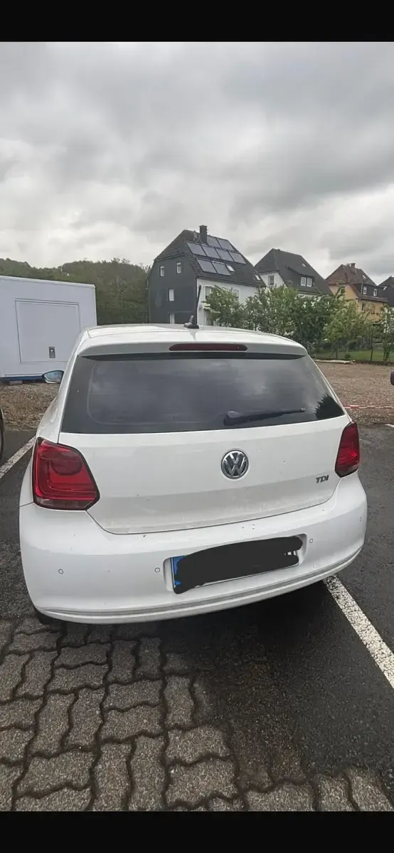 Gebraucht VW Polo 75 PS (55 kW) 2011 Weiß Kleinwagen
