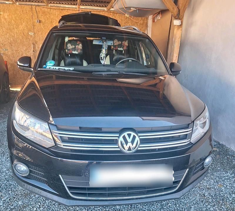 Gebraucht VW Tiguan 145 PS (106 kW) 2016 Schwarz SUV
