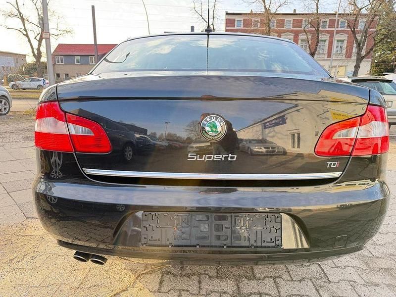 Gebraucht Skoda Superb Elegance 140 PS (102 kW) 2008 Schwarz Limousine