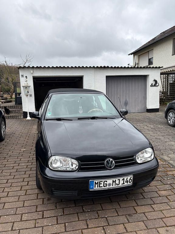 Gebraucht VW Golf Cabriolet 75 PS (55 kW) 1998 Schwarz Cabrio