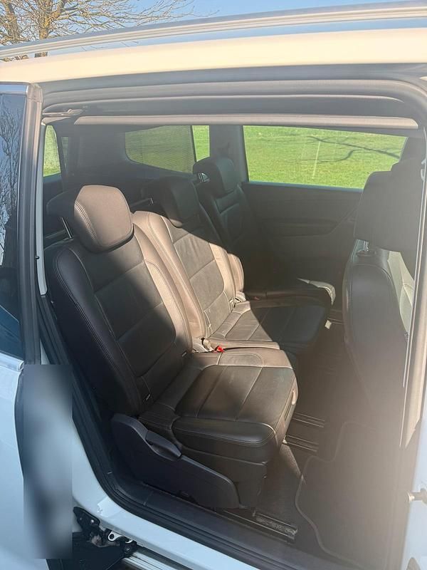 Gebraucht VW Sharan 150 PS (110 kW) 2019 Weiß Van / Kleinbus