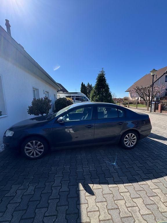 Gebraucht VW Passat Trendline 116 PS (85 kW) 2007 Blau Limousine