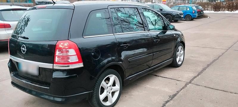 Gebraucht Opel Zafira 2009 Schwarz Van / Kleinbus