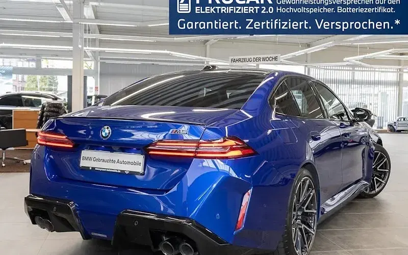 Gebraucht BMW M5 727 PS (534 kW) 2025 Marina bay blau Limousine