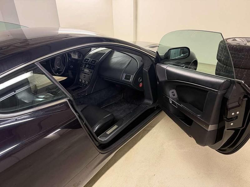 Gebraucht Aston Martin DB9 455 PS (334 kW) 2006 Schwarz Coupé