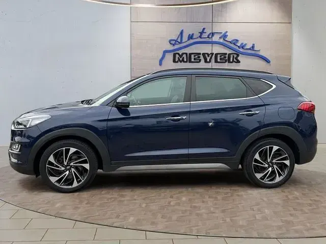 Gebraucht Hyundai Tucson Premium 177 PS (130 kW) 2019 Blau SUV