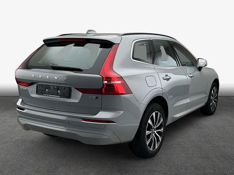 Gebraucht Volvo XC60 Core 250 PS (183 kW) 2024 Grau SUV