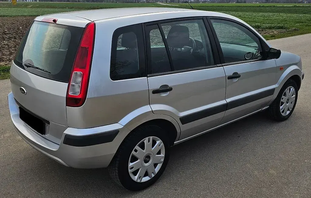Gebraucht Ford Fusion Style 101 PS (74 kW) 2008 Polar silber metallic Kleinwagen