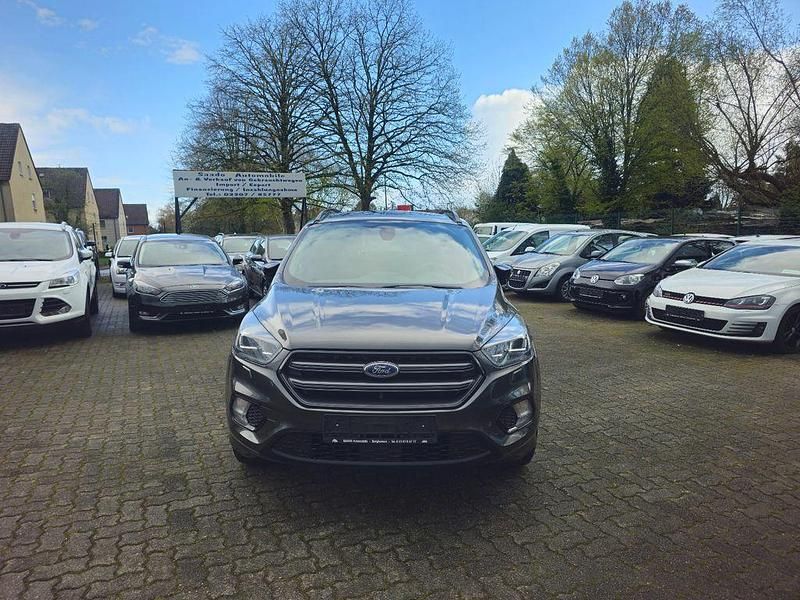 Gebraucht Ford Kuga ST-Line 150 PS (110 kW) 2019 Grau SUV