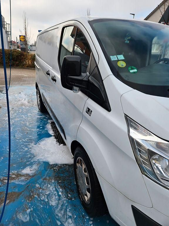 Gebraucht Ford Transit Custom 131 PS (96 kW) 2018 Weiß Van / Kleinbus