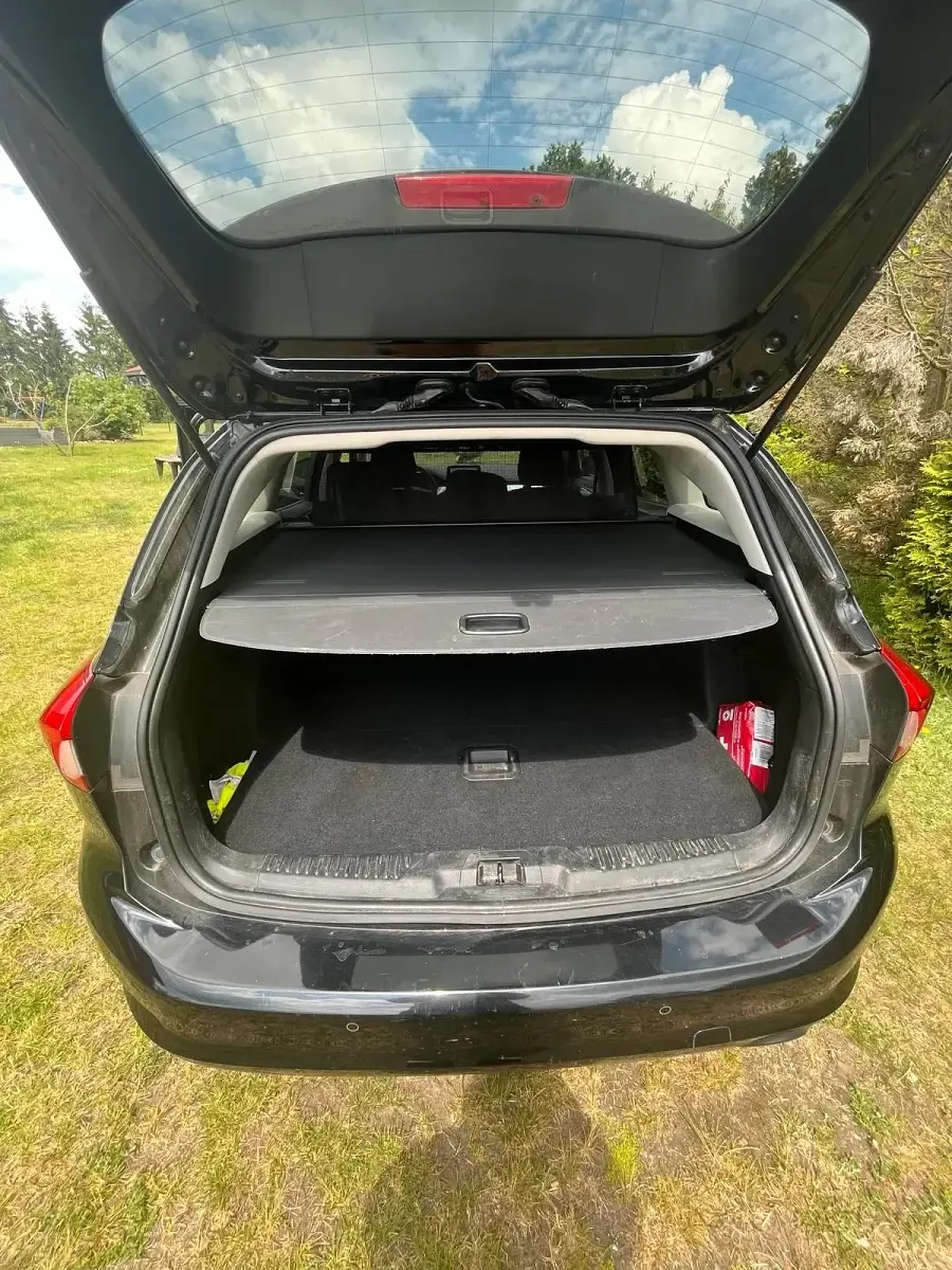 Gebraucht Ford Focus 120 PS (88 kW) 2026 Schwarz Kombi