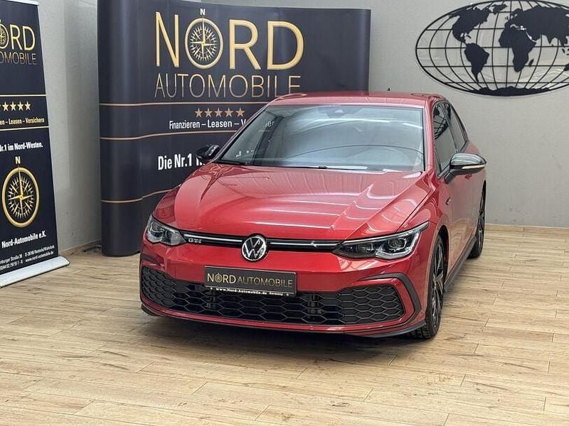 Gebraucht VW Golf VIII GTI 245 PS (180 kW) 2022 Kings red metallic (metallic) Kleinwagen