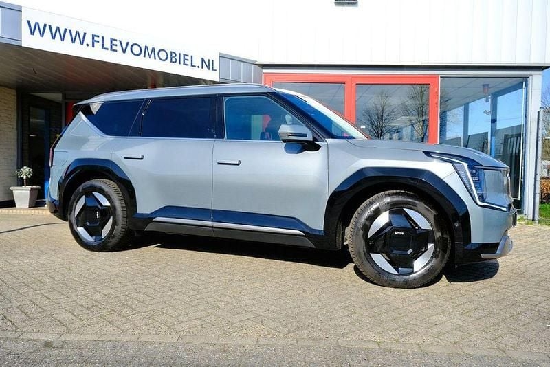 Gebraucht Kia EV9 Air 150 kW (204 PS) 2024 Grün SUV