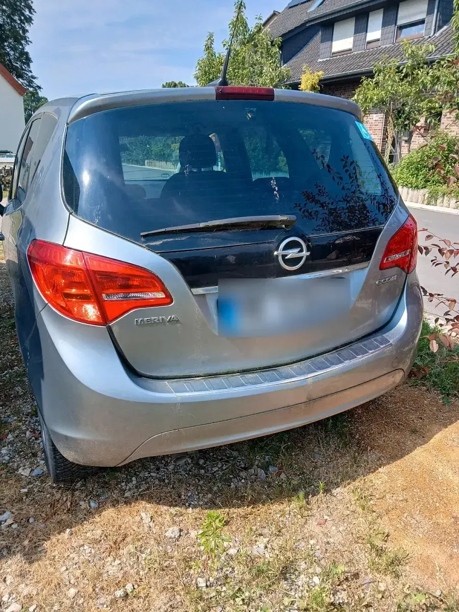 Gebraucht Opel Meriva Eco 95 PS (69 kW) 2012 Silber Van / Kleinbus