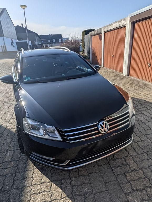 Gebraucht VW Passat Highline 299 PS (219 kW) 2013 Schwarz Kombi