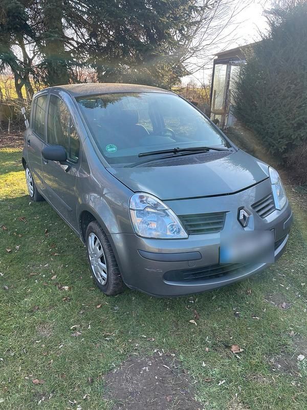 Gebraucht Renault Modus 74 PS (54 kW) 2006 Silber Van / Kleinbus