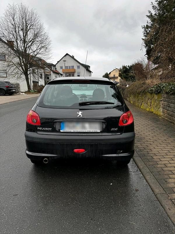 Gebraucht Peugeot 206 75 PS (55 kW) 2005 Schwarz Kleinwagen