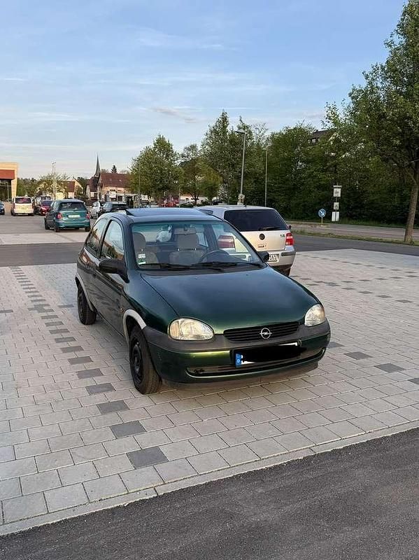 Occasion Opel Corsa 45 ch (33 kW) 1997 Vert Citadine