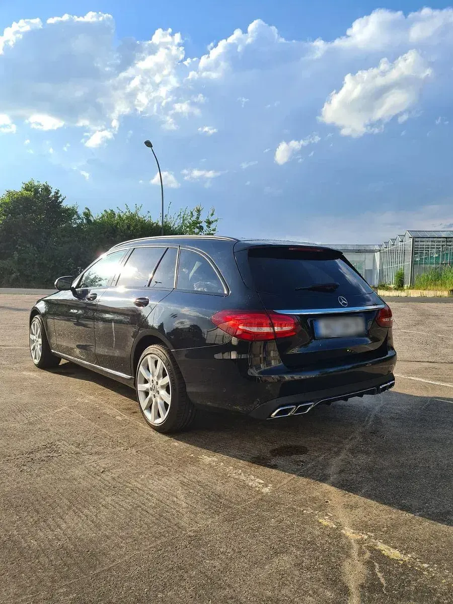 Gebraucht Mercedes C250 AMG 204 PS (150 kW) 2015 Schwarz Kombi