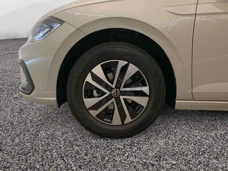 Nouvelle VW Polo 95 ch (69 kW) 2026 Gris Berline