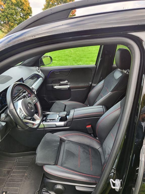 Gebraucht Mercedes GLB220 AMG line 190 PS (139 kW) 2021 Schwarz SUV