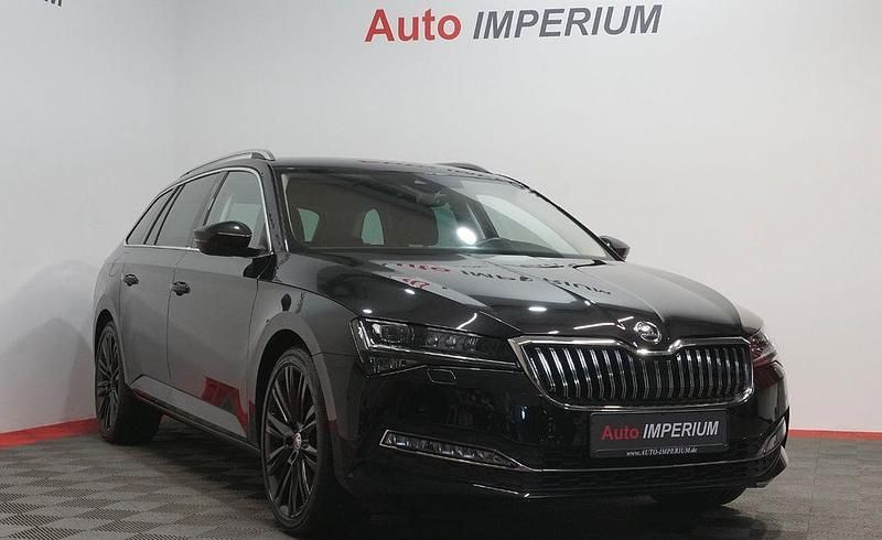 Gebraucht Skoda Superb 200 PS (147 kW) 2022 Schwarz Kombi