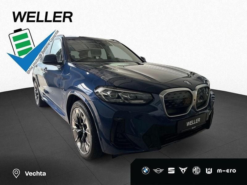 Phytonicblau (blau) Gebraucht 2022 BMW iX3 M Sport SUV | 34.490 € (Superpreis) - Bild 1/3