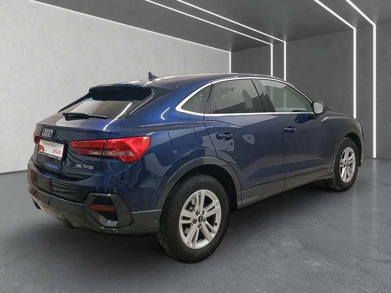 Gebraucht Audi Q3 Sportback Sport 150 PS (110 kW) 2024 Navarrablau metallic SUV