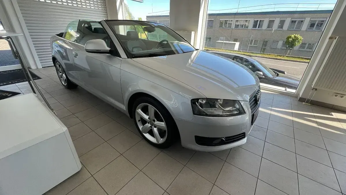 Gebraucht Audi A3 Cabriolet Ambition 160 PS (117 kW) 2010 Silber Cabrio