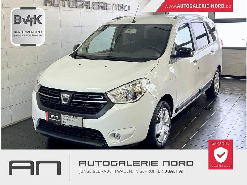 Gebraucht Dacia Lodgy Comfort 116 PS (85 kW) 2021 Weiß Van / Kleinbus