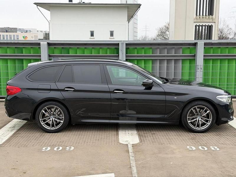 Gebraucht BMW 520 M Sport 190 PS (139 kW) 2018 Schwarz Kombi