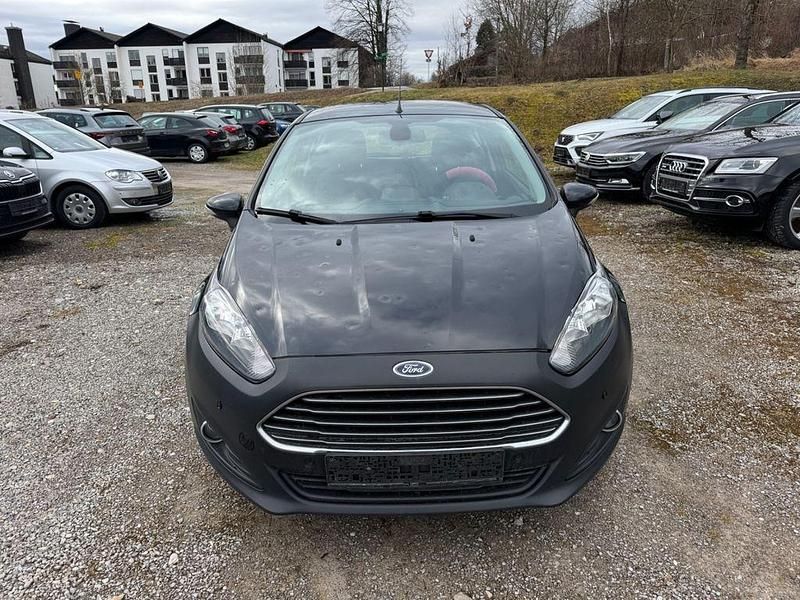 Gebraucht Ford Fiesta Titanium 80 PS (58 kW) 2017 Schwarz Kleinwagen