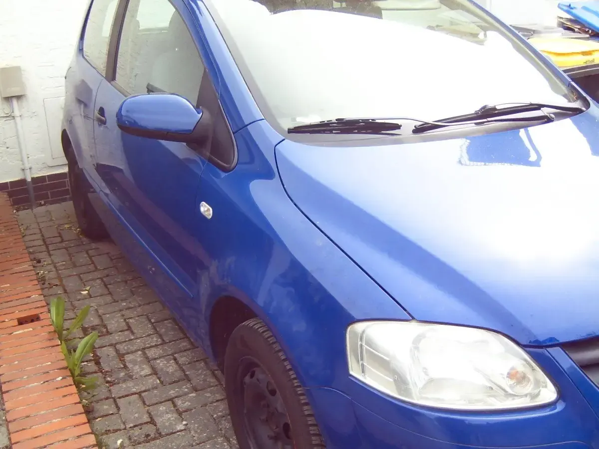 Używany VW Fox Refresh 55 KM (40 kW) 2009 Niebieski Hatchback