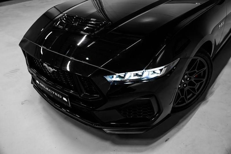 Gebraucht Ford V8 Premium 446 PS (328 kW) 2024 Schwarz Cabrio