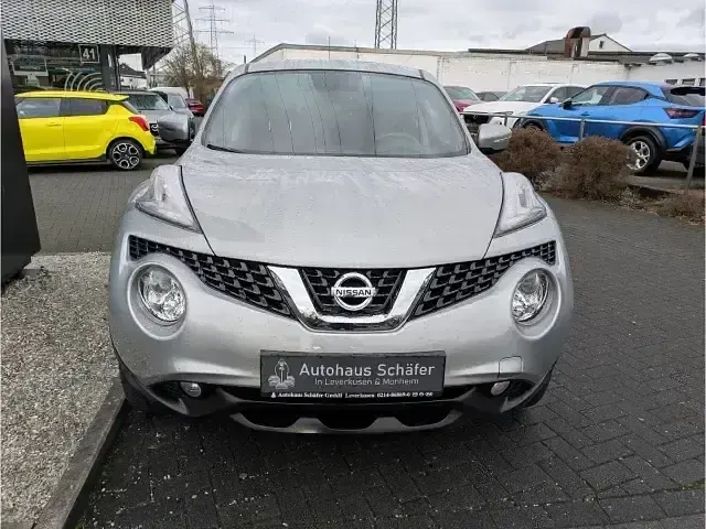 Gebraucht Nissan Juke Acenta 117 PS (86 kW) 2017 M) (silber SUV