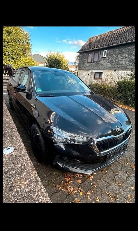 Schwarz Gebraucht 2019 Skoda Scala Kleinwagen | 12.999 € (Guter Preis) - Bild 1/4