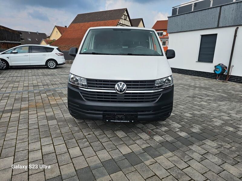Weiß Gebraucht 2021 VW T6.1 Van | 22.990 € (Fairer Preis) - Bild 1/4