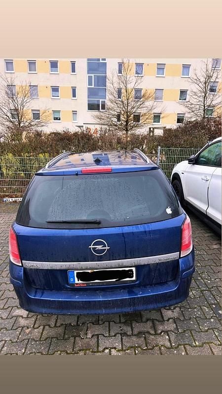 Blau Gebraucht 2006 Opel Astra Kombi | 500 € (Superpreis) - Bild 1/4