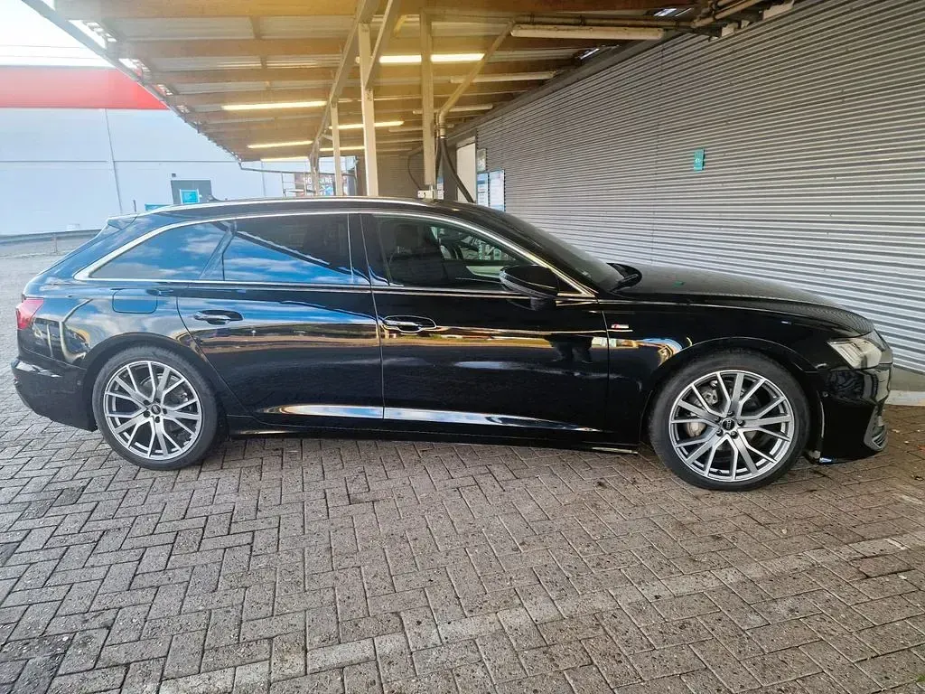 Gebraucht Audi A6 S-Line 204 PS (150 kW) 2022 Schwarz Kombi